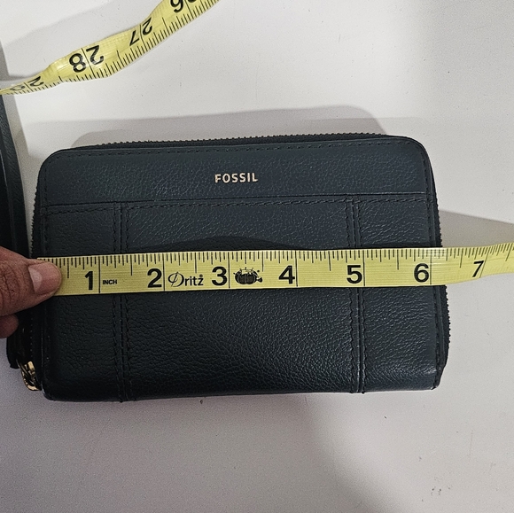 Vintage Fossil Teal Leather Wristlet Wallet - Picture 9 of 10